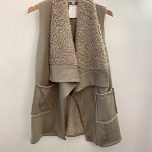 Brand new Sherpa vest